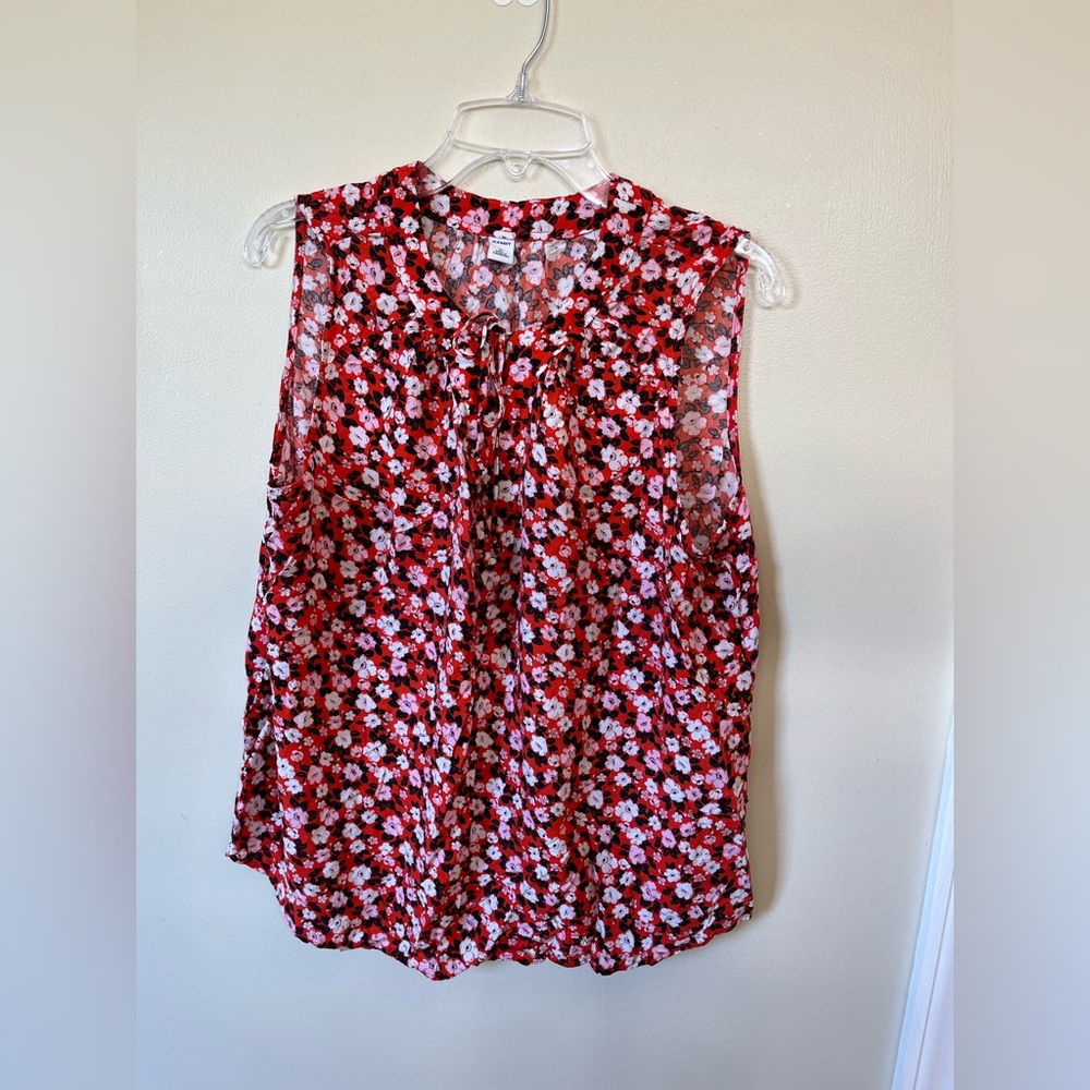 Old Navy Red and White Floral Blouse